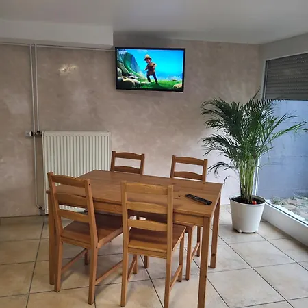 Gaestehaus Mama Vendégház 3*