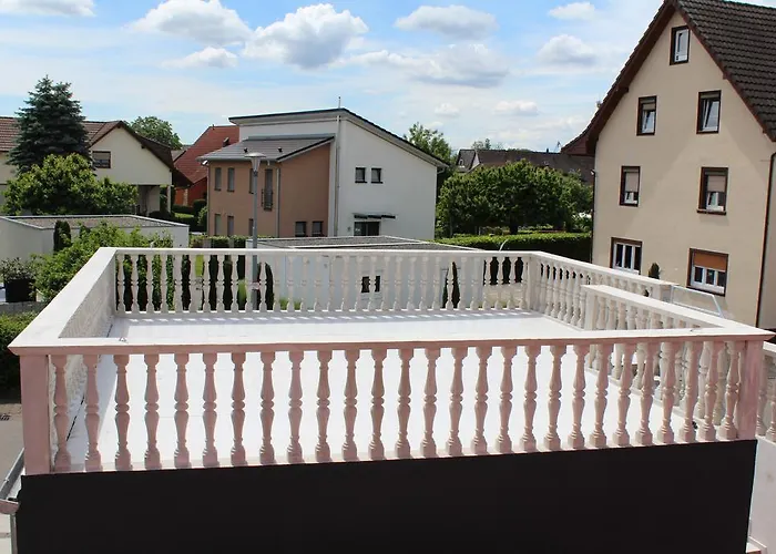 Konukevi Gaestehaus Mama 3*