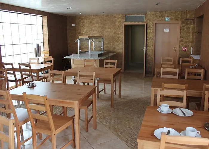 Konukevi Gaestehaus Mama 3*